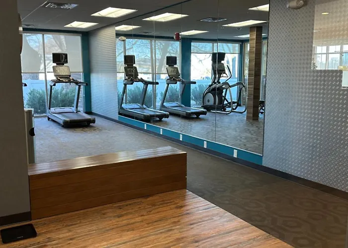 Fairfield Inn & Suites